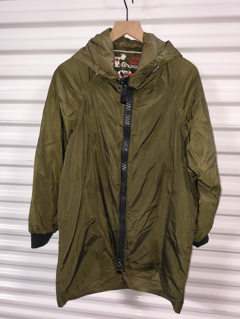 Moose Knuckles Down Filled Olive Green Women's Parka Jacket M